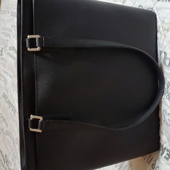 Calvin Klein Shoulder Bag - Picture 2 of 5